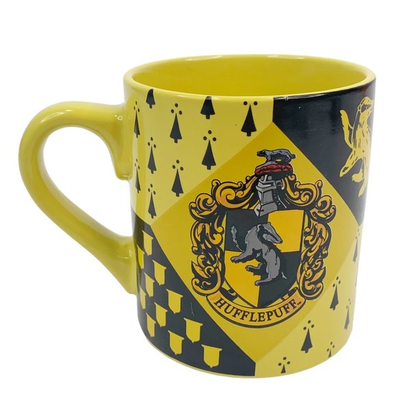 Harry Potter Coffee Mug Hufflepuff Ceramic Wizarding World 14 oz Warner Bros - Picture 5 of 10